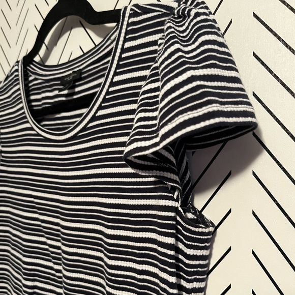 Ann Taylor Black and White Stripe Basic Tee with Flutter Sleeves - Picture 4 of 9